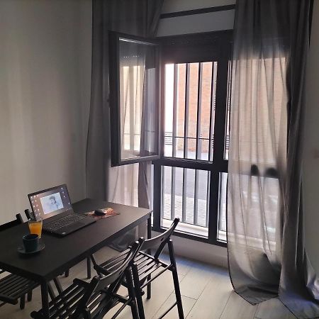 Apartamento A Estrenar Sevilla Centro, Trastamara 19 Eksteriør billede